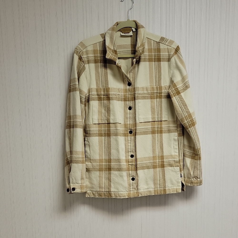 Fjallraven Sinji Classic Plaid Utility Shacket in Cream Tan XS Gorpcore Outdoor